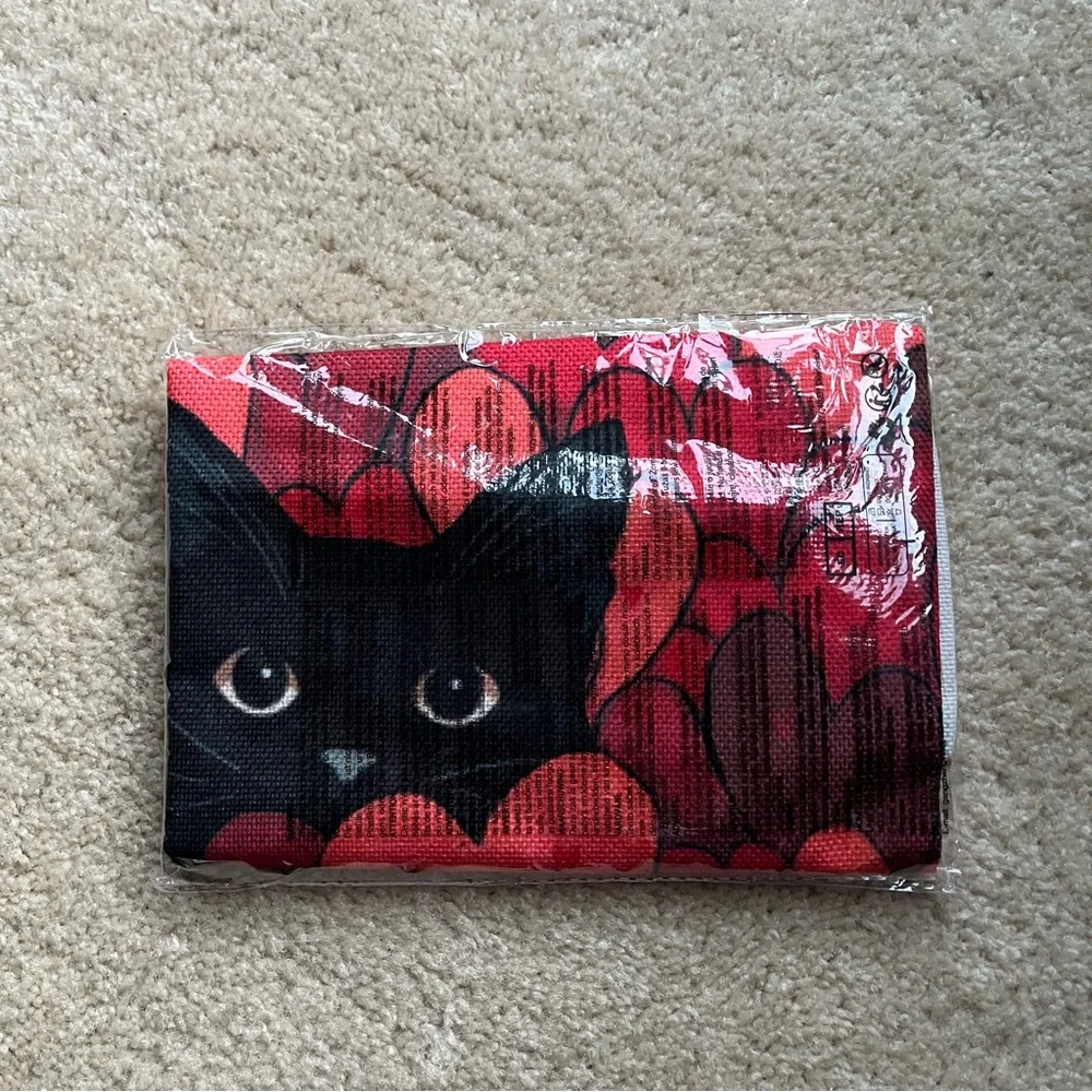 NEW Valentine's Day Red Hearts w/ Black Cat Pillow Cover - 18”x18” - Poly Burlap